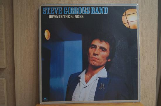 Steve Gibbons Band - Down In The Bunker
