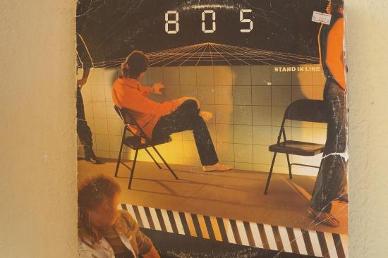 805 - Stand In Line