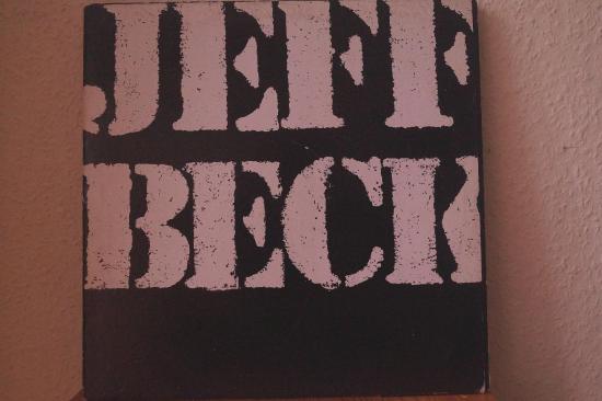 Jeff Beck - There &amp; Back