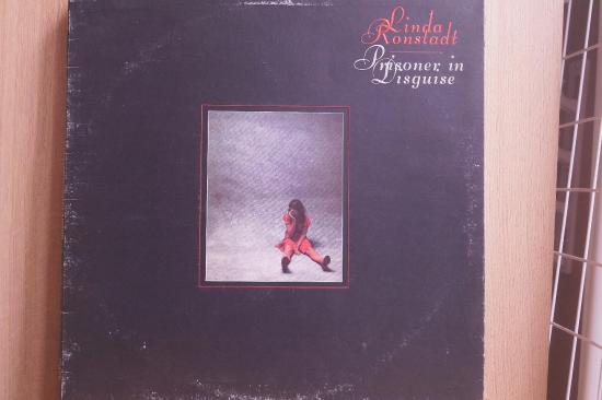 Linda Ronstadt - Prisoner In Disguise