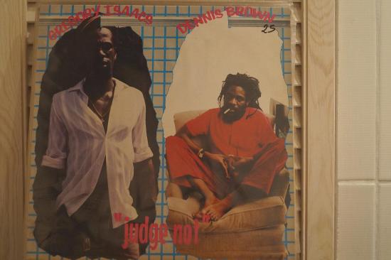 Dennis Brown / Gregory Isaacs - Judge Not