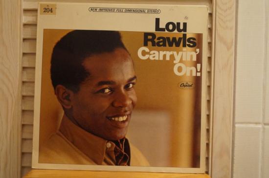 Lou Rawls - Carryin' On!