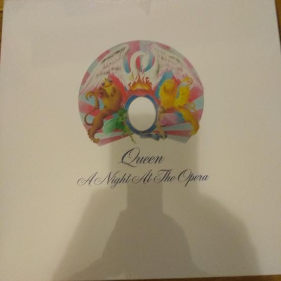 Queen - A Night At The Opera