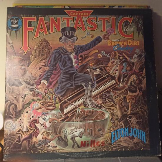 Elton John -Captain Fantastic And The Brown Dirt Cowboy