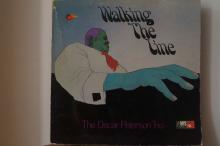 Oscar Peterson Trio - Walking The Line
