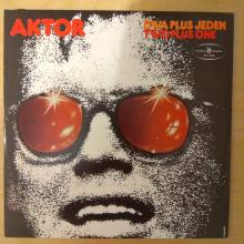 Dwa Plus Jeden* - Aktor